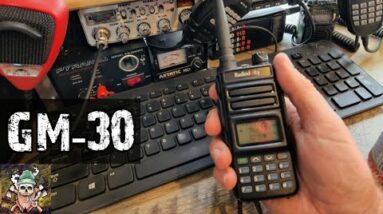 GM-30 Handheld 5W GMRS radio by Radioddity